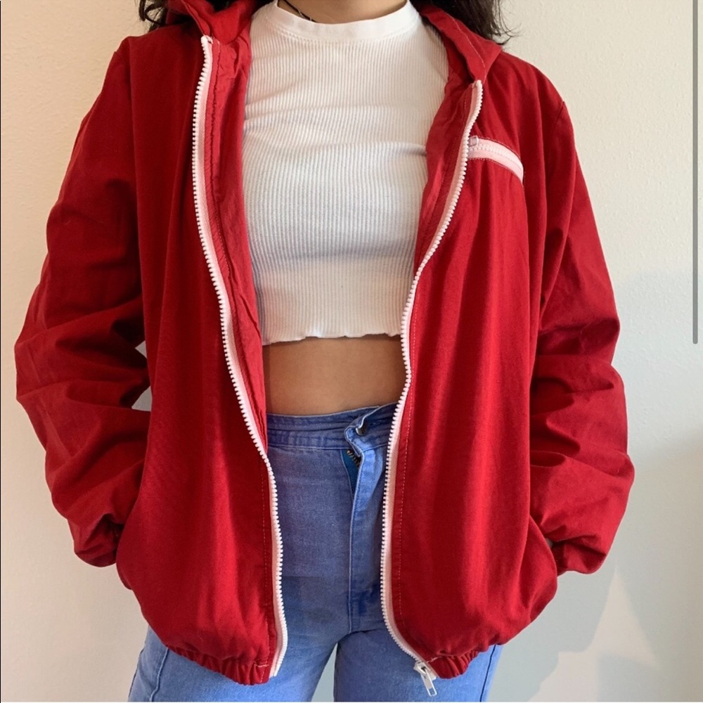 Red jacket - Picture 2 of 6